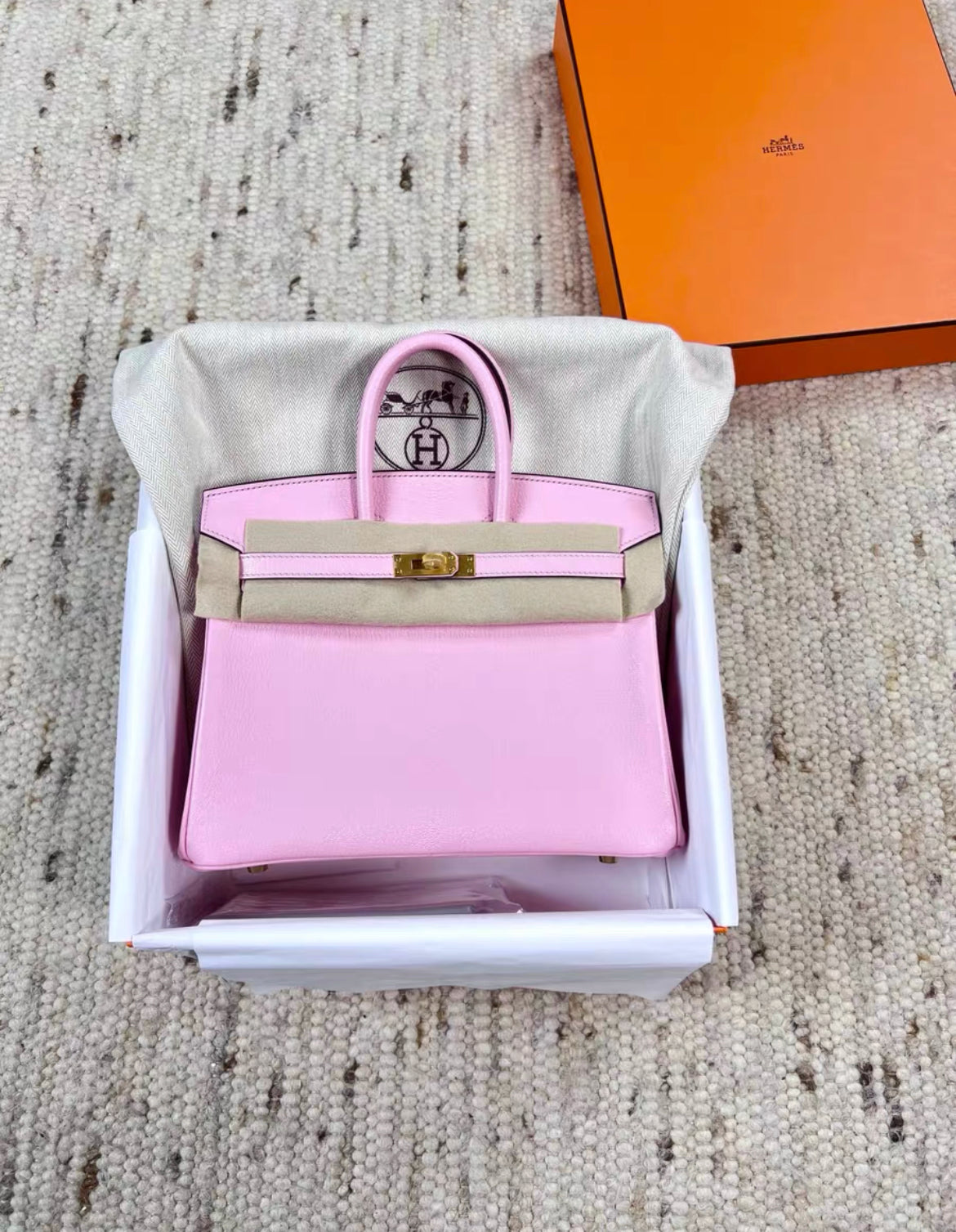 Hermès Birkin 25 Rose Sakura Swift Gold Hardware