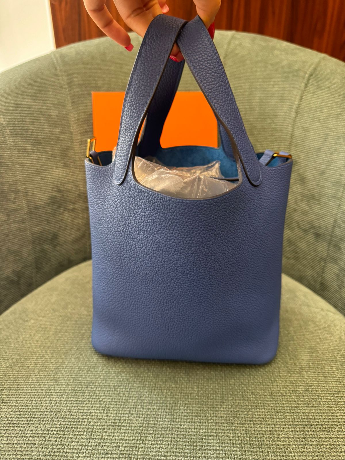 HERMÈS Picotin handbag in Blue Sapphire Clemence leather with Gold hardware