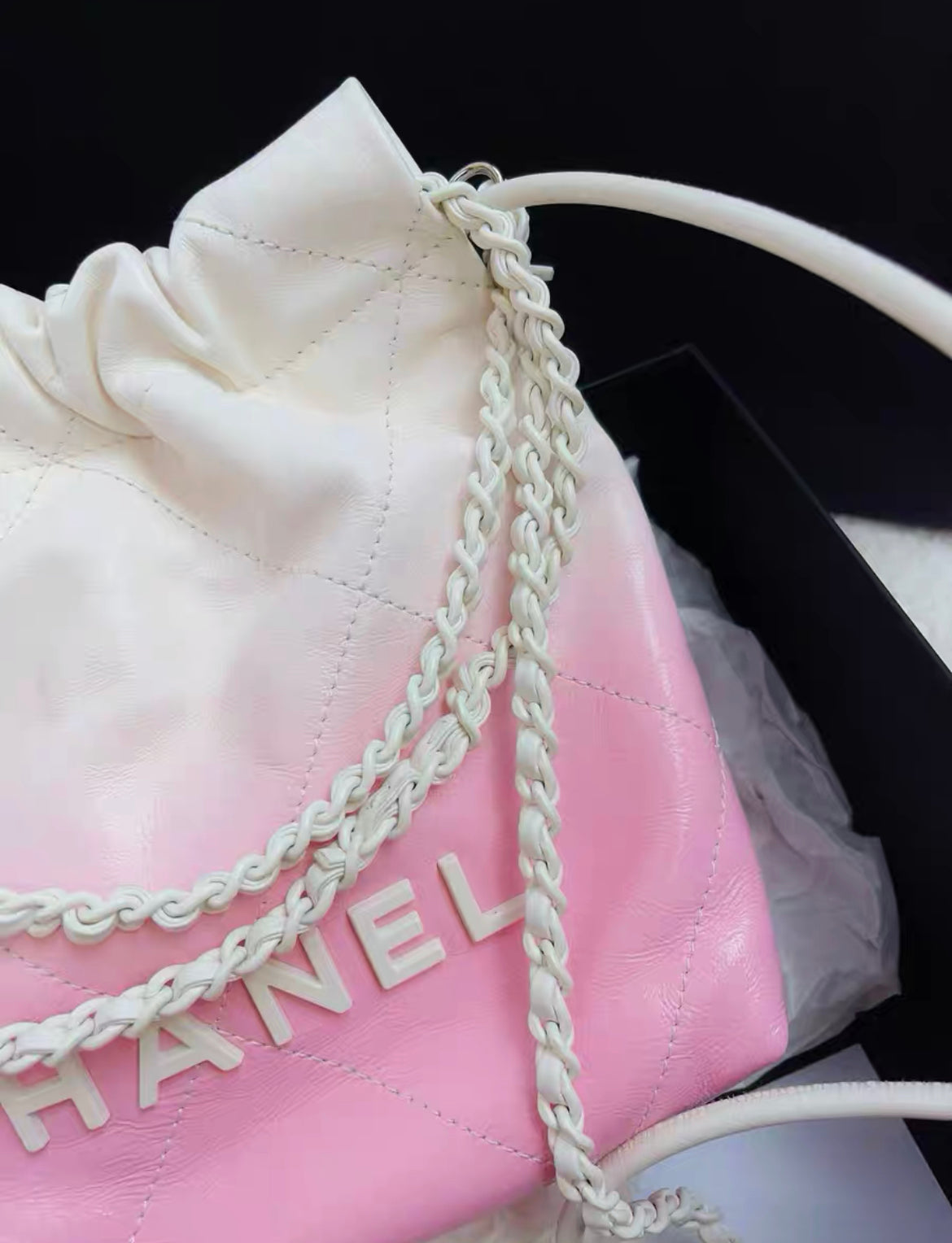 24S Chanel 22 Mini Handbag Patent calf leather with gradient and lacquered metal, White & Light Pink