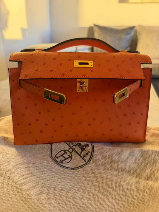 Hermes Kelly pochette Orange Ostrich Gold hardware stamp T