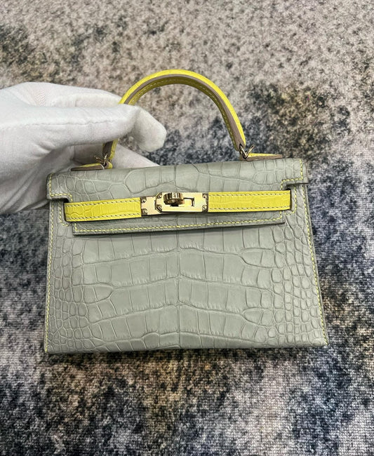 Hermes Mini Kelly 20 HSS Gris Perle / Lime Matte Alligator Gold hardware stamp U