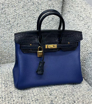 Hermes Birkin 25 touch in blue marine matte alligator / blue sapphire novillo gold hardware stamp Z