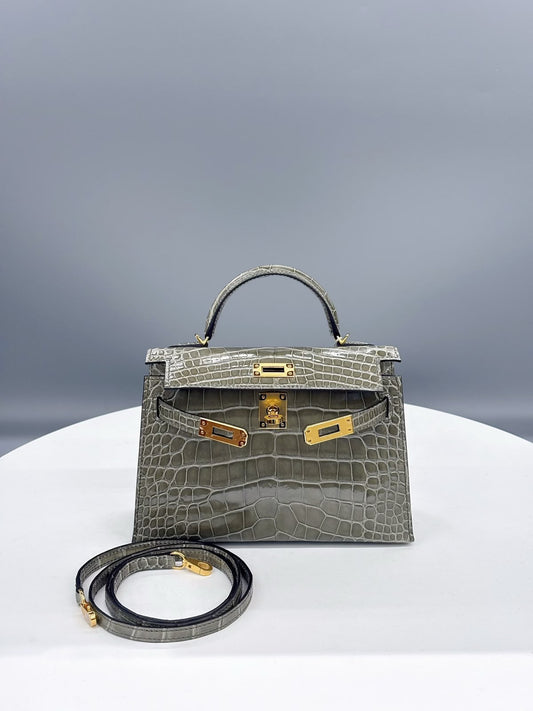 Hermes Mini Kelly 20 Gris Tourterelle Shiny Alligator Gold hardware stamp D