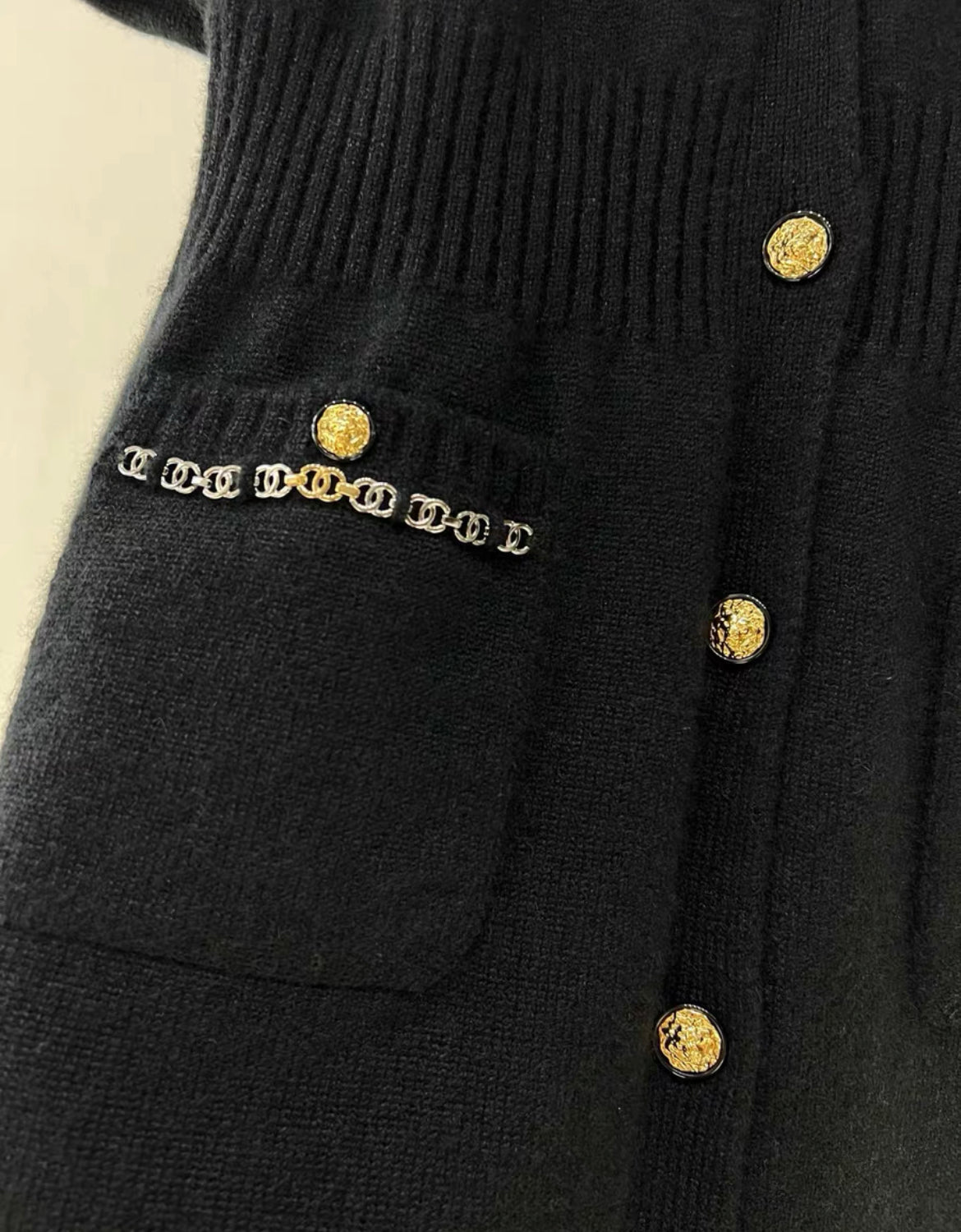 CHANEL 22B BLACK CASHMERE CARDIGAN/ DRESS Size 38 – Wararni.com