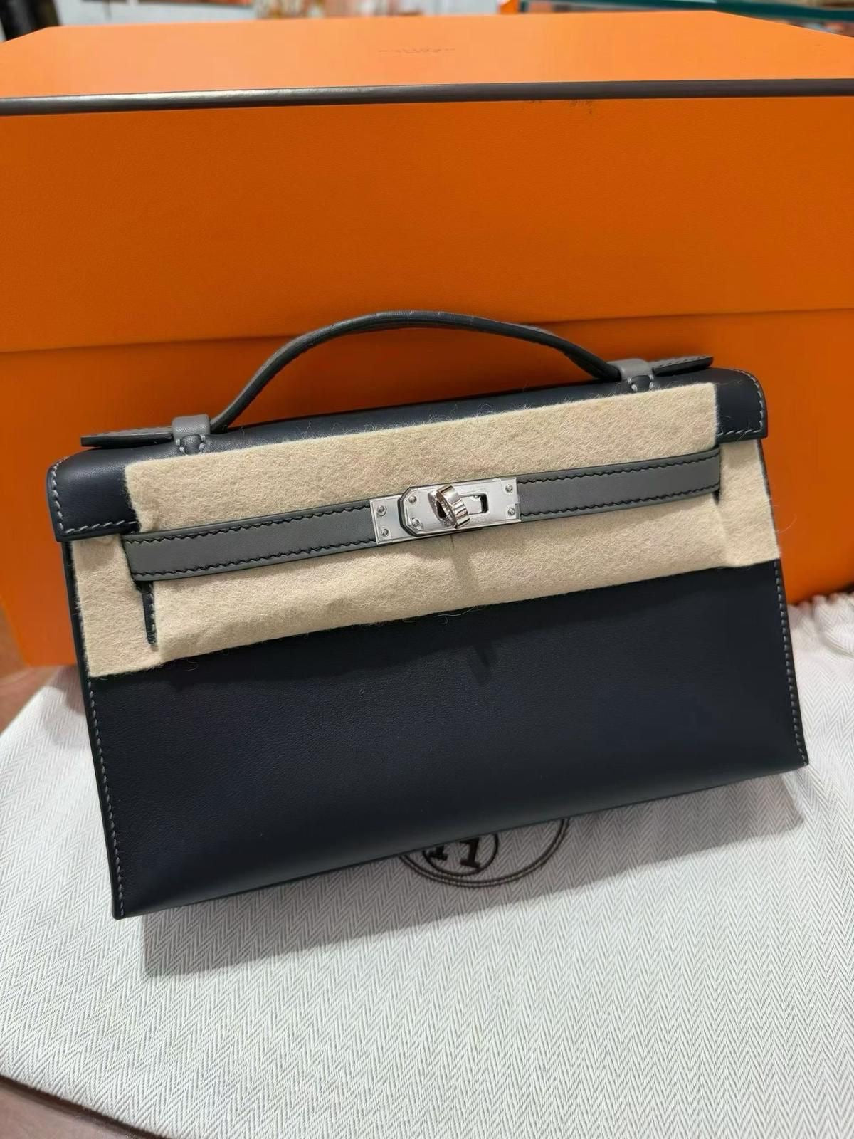 Hermes Kelly Pochette HSS Black / Gris Meyer Swift Palladium hardware