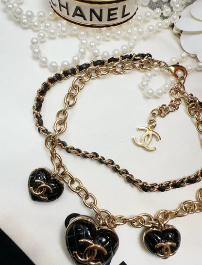Chanel 22k heart chain necklace choker