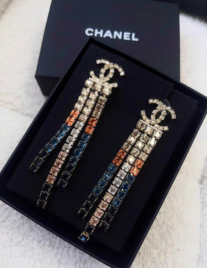 Chanel 19A CC logo dangle earrings