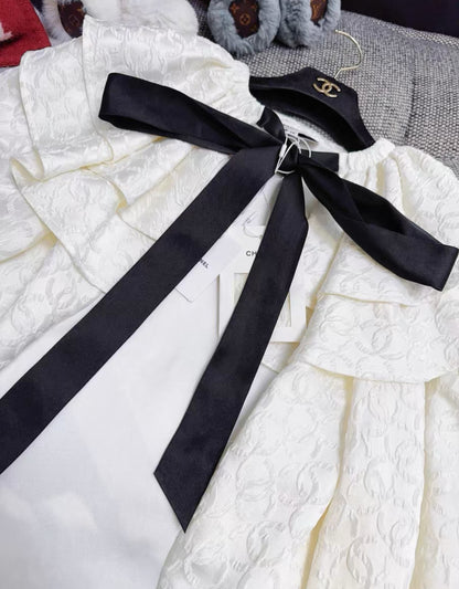 Chanel 25k écru double C pattern shirt