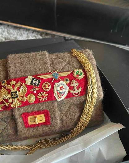 Rare Chanel 2009 Pre-fall Paris Moscow 2.55 badge bag