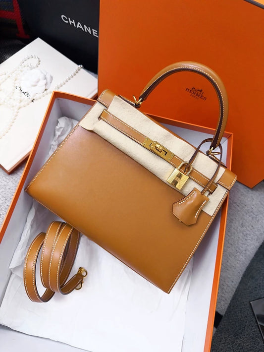 Hermes Kelly 25 Naturel Sable butler leather with gold hardware