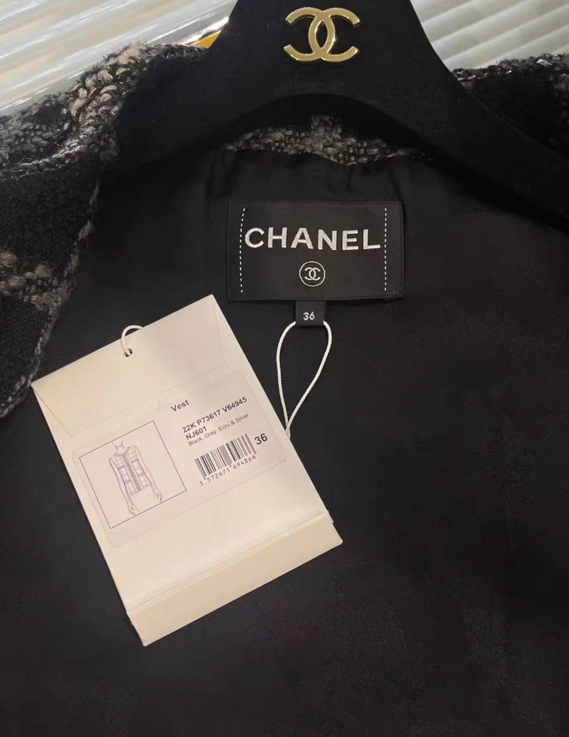 Chanel 22k Black, Gray, Ecru and silver vest size 36