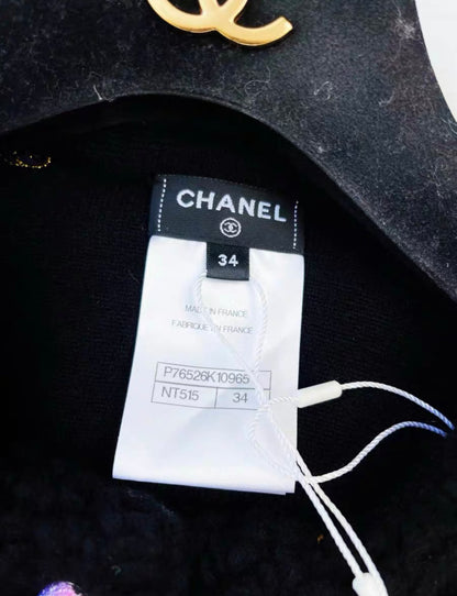 Chanel 24C cashmere jacket in black size 34