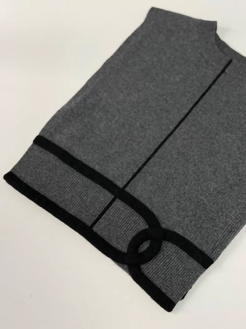 Chanel 26S Grey and Black Cashmere Vest