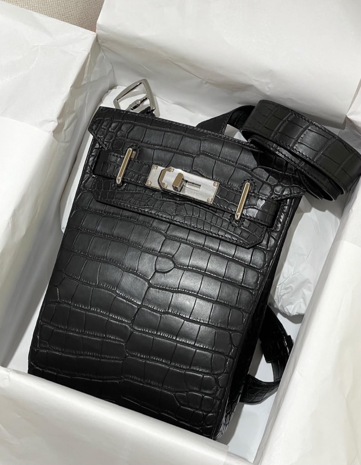 Hermes HAC a Dos PM Black Matte Alligator Palladium Hardware