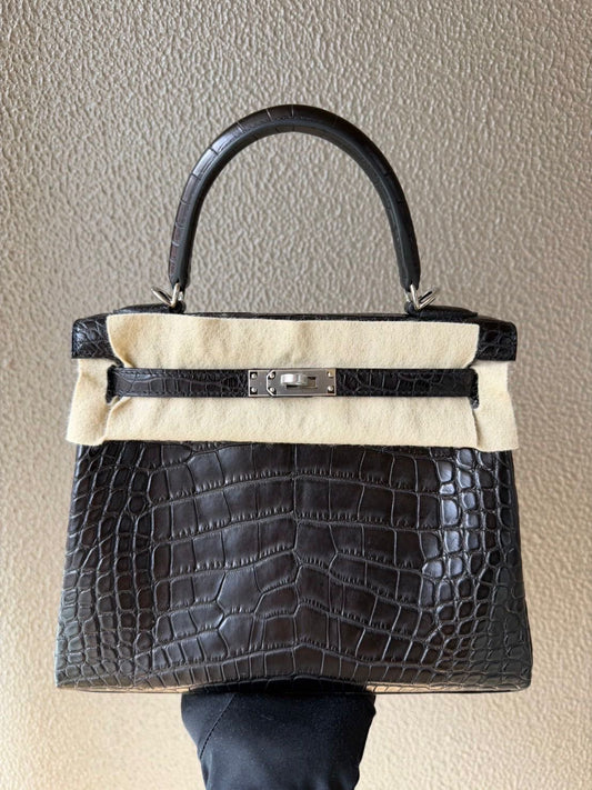Hermes Kelly 25 Black Matte Alligator Palladium Hardware