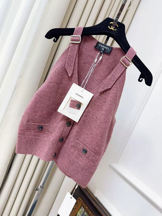 Chanel 25A pastel pink  knit vest