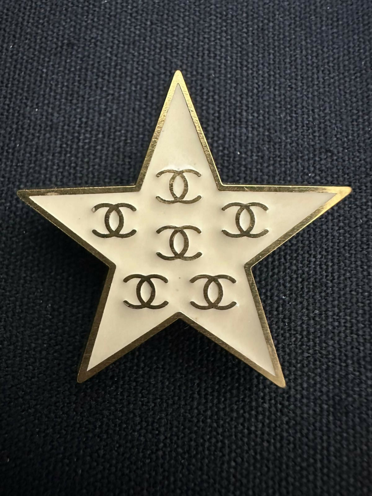 Chanel Vintage 01P Metal Yellow Star Brooch