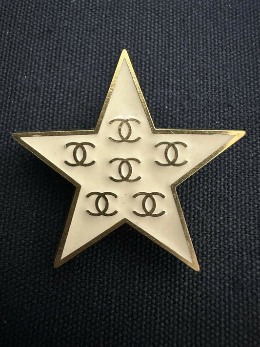 Chanel Vintage 01P Metal Yellow Star Brooch