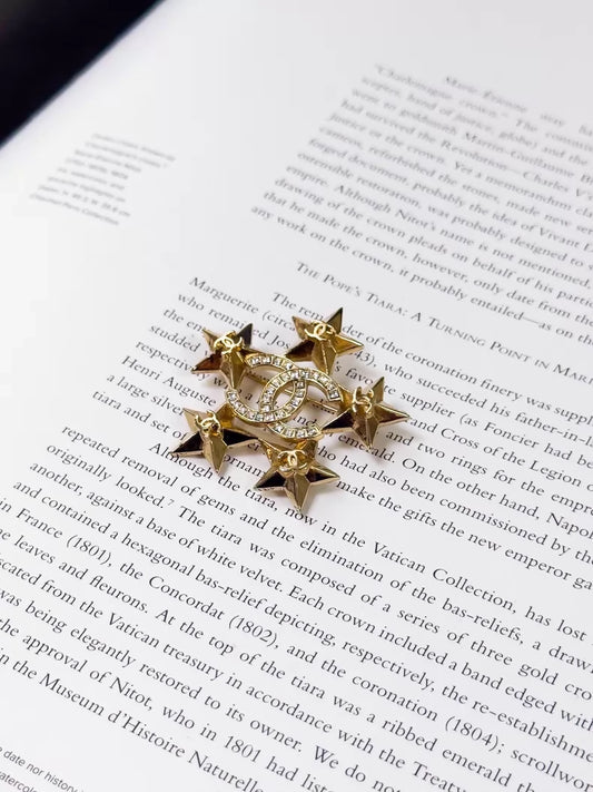 Chanel 17C Gold Pentagonal Star Double C Brooch