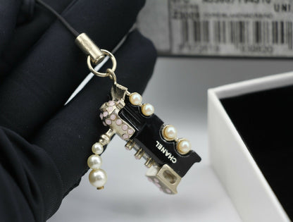 Chanel Vintage 07C Imitation Pearl Black Train Charm