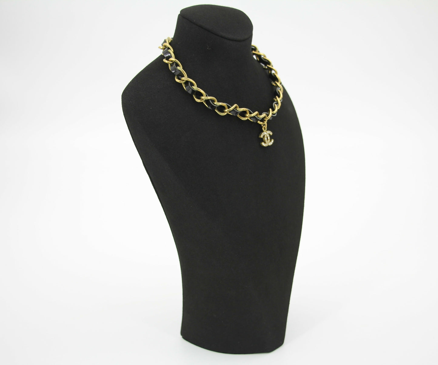 Chanel Vintage 95P Rhinestone Gold-plated Black Leather Chain CC Choker