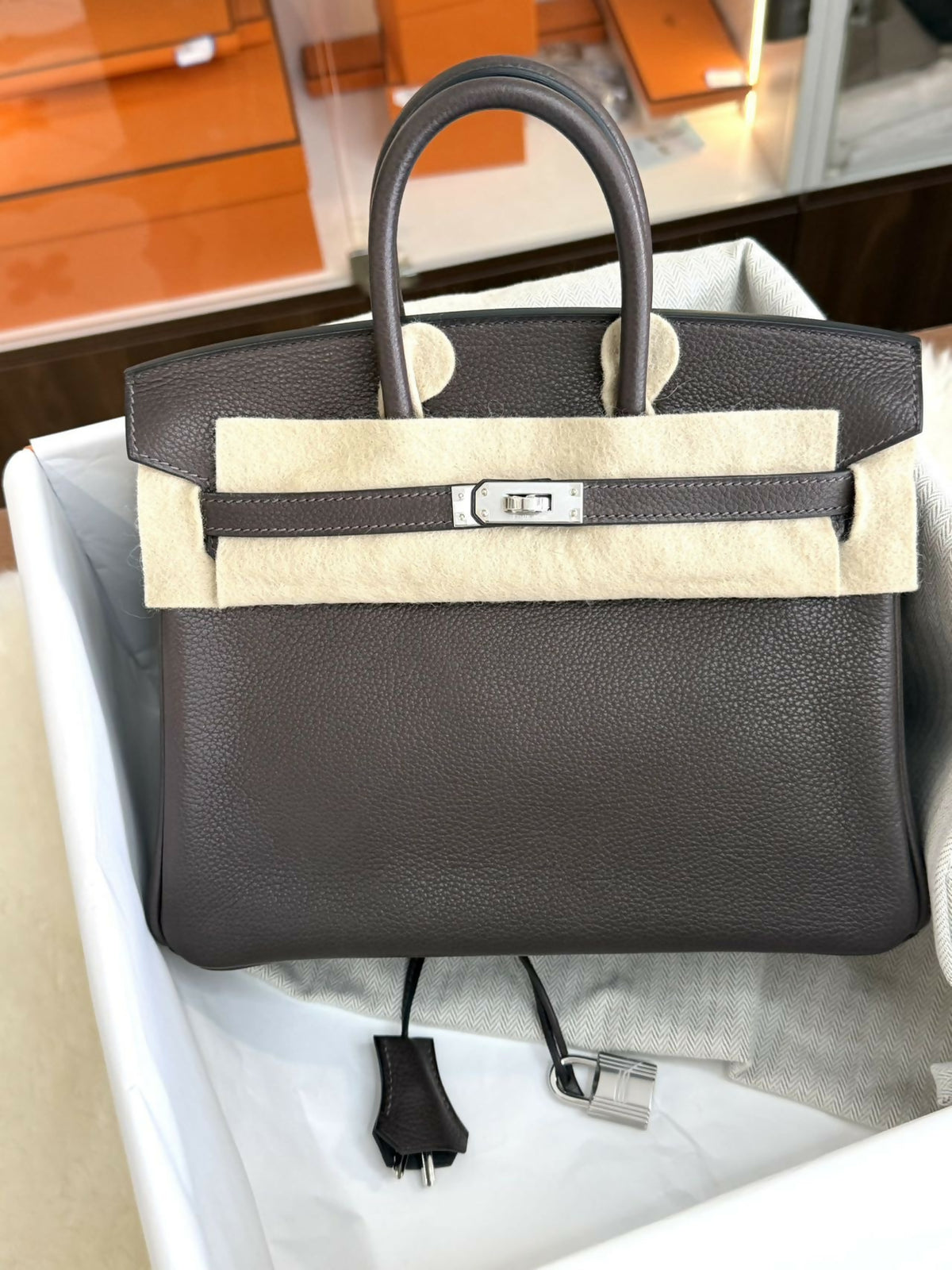 Hermès Birkin 25 Barenia Leather with Palladium Hardware
