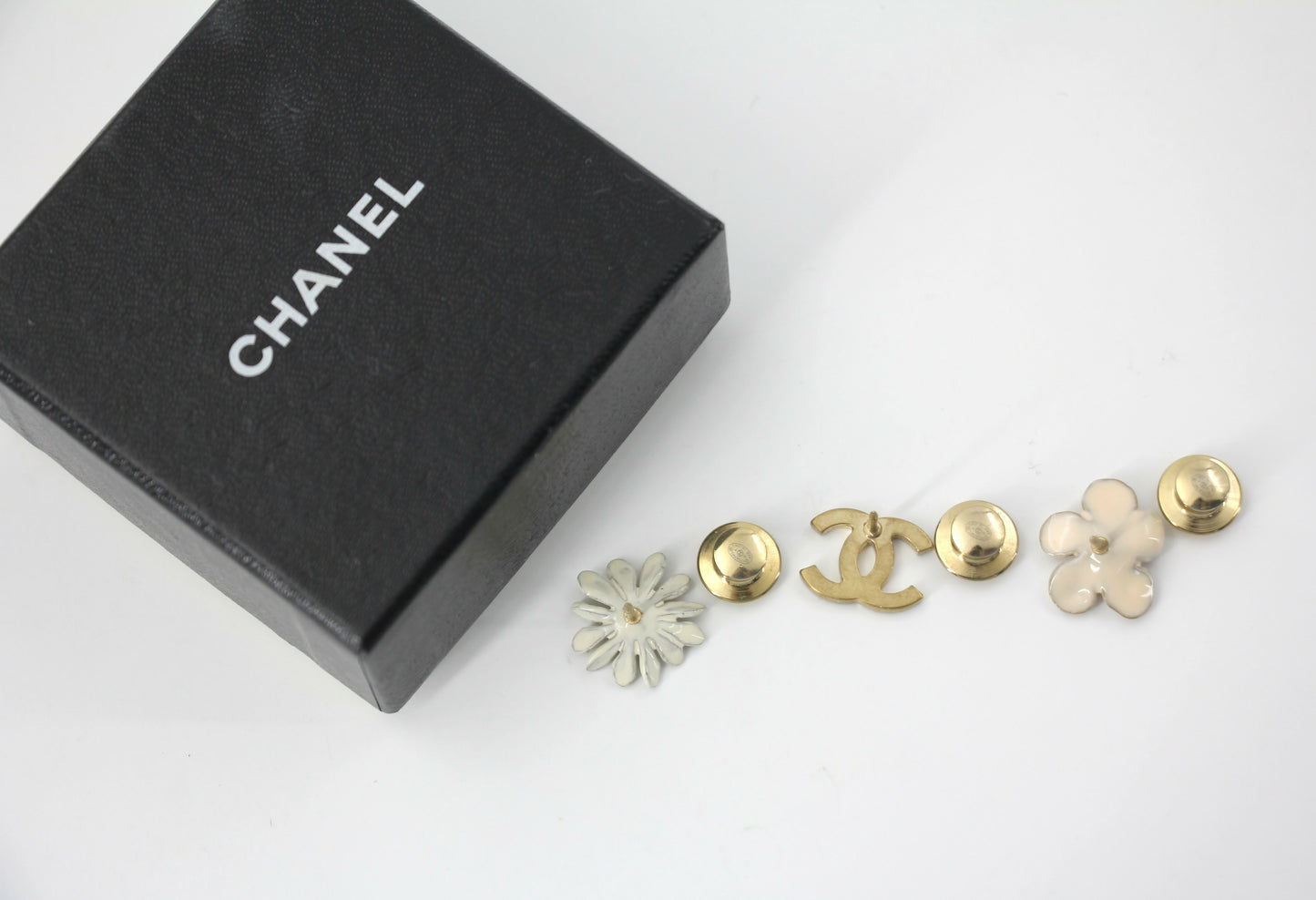 Chanel Vintage 10P Enamel Pink Camellia & Chrysanthemum & Pink CC Three-Piece Brooch