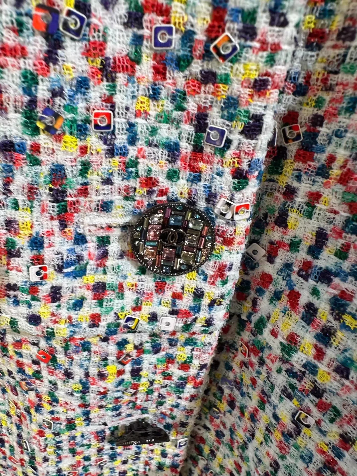Chanel 25C Colorful Mixed Color Sequinned tweed Jacket