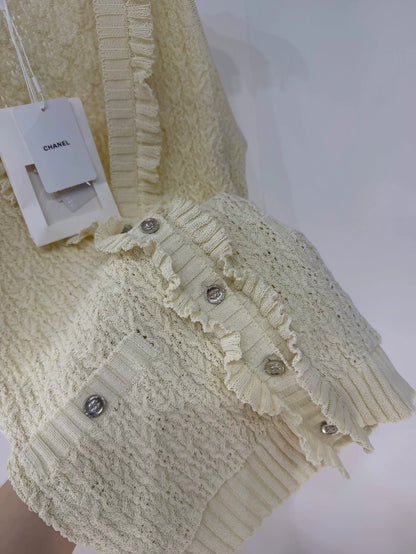 Chanel 25C yellow knitted lace vest