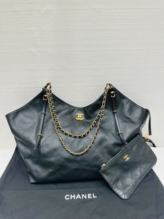Chanel 25 maxi tote