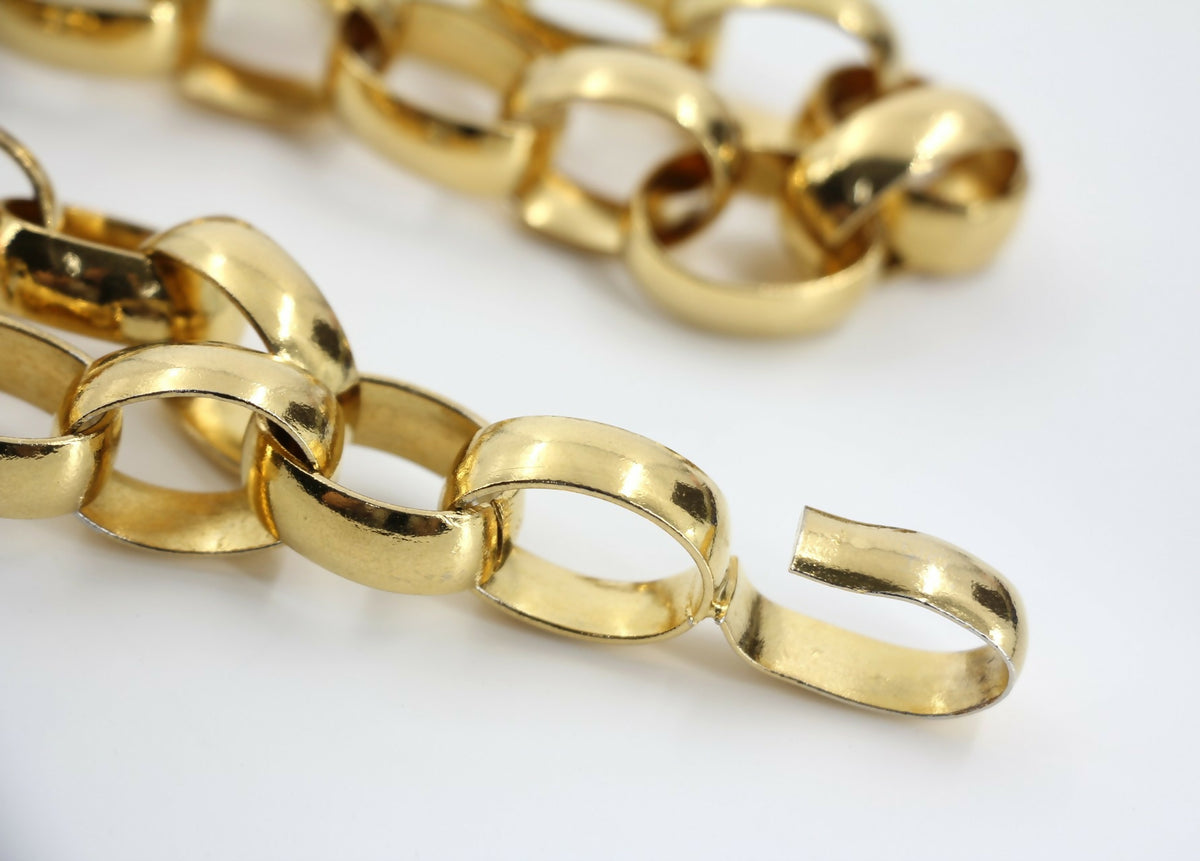 Chanel Vintage 54-71 Gold Plated Chunky Chain Large Coin Belt