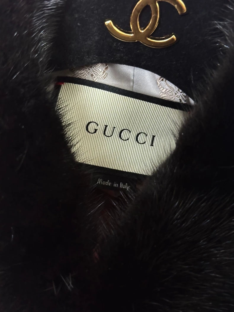 Gucci Pink wool coat with mink collar – Wararni.com