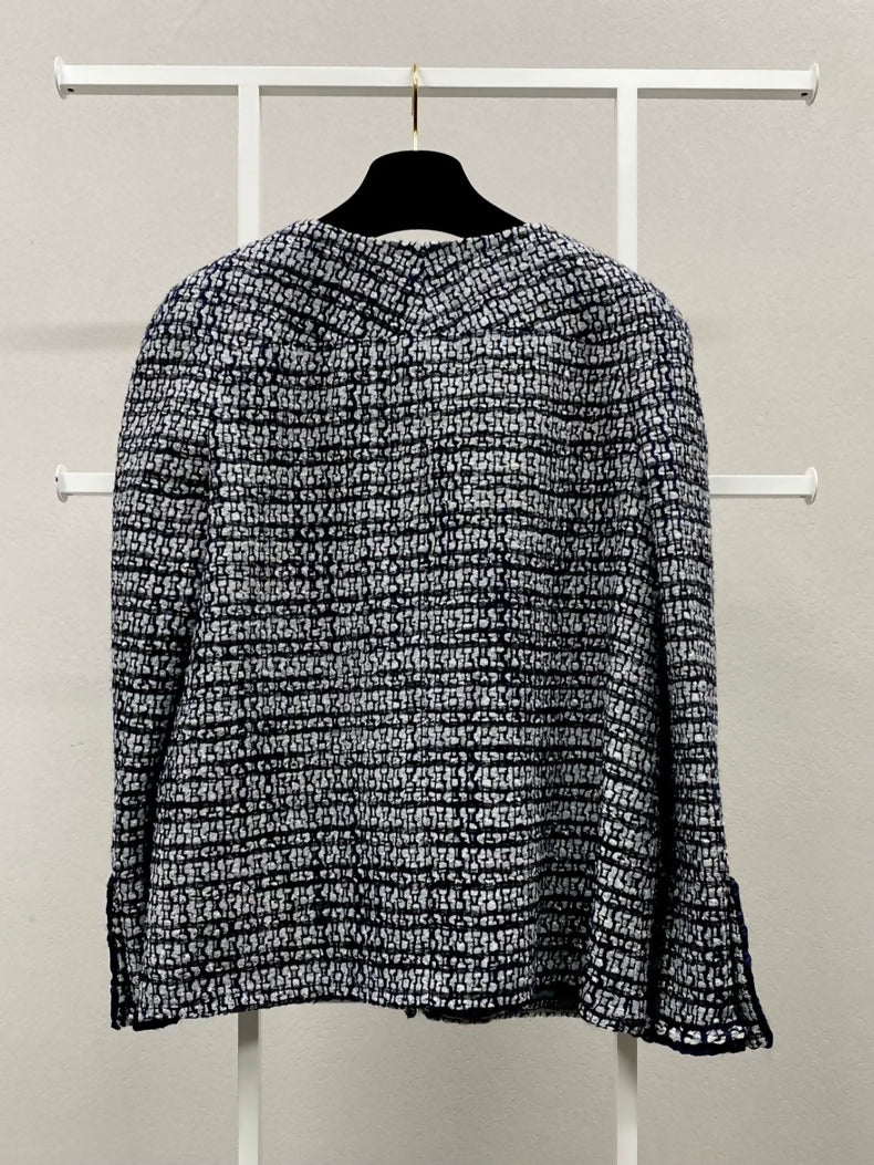 Chanel 19P Grey silver 
navy tweed jacket