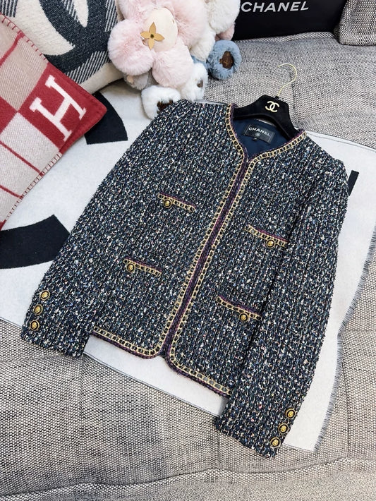 Chanel 21A grey gold tweed jacket