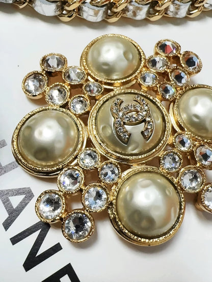 Chanel 22A pearl and rhinestone Baroque vintage double C cross brooch