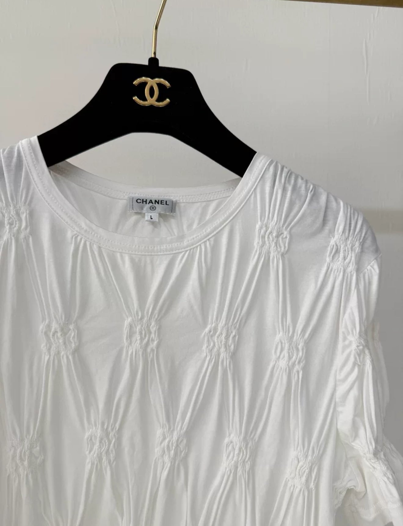 Chanel 21A Pleated White Top