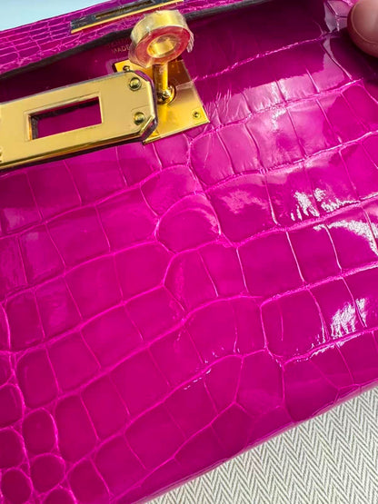 Hermes Mini Kelly 20 Rose Shehrazade shiny alligator gold hardware