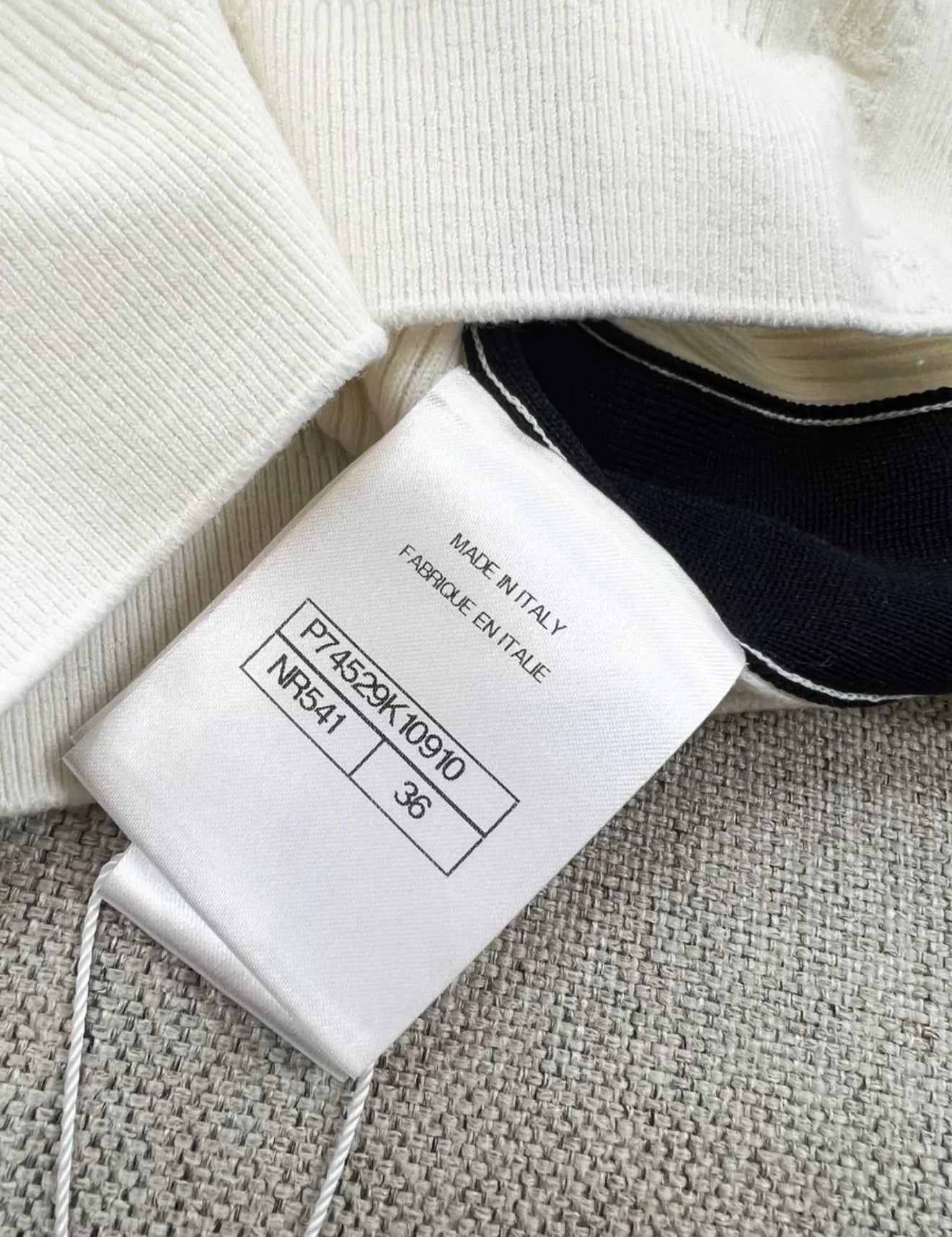 Chanel 23N Coco neige ski series white cashmere top