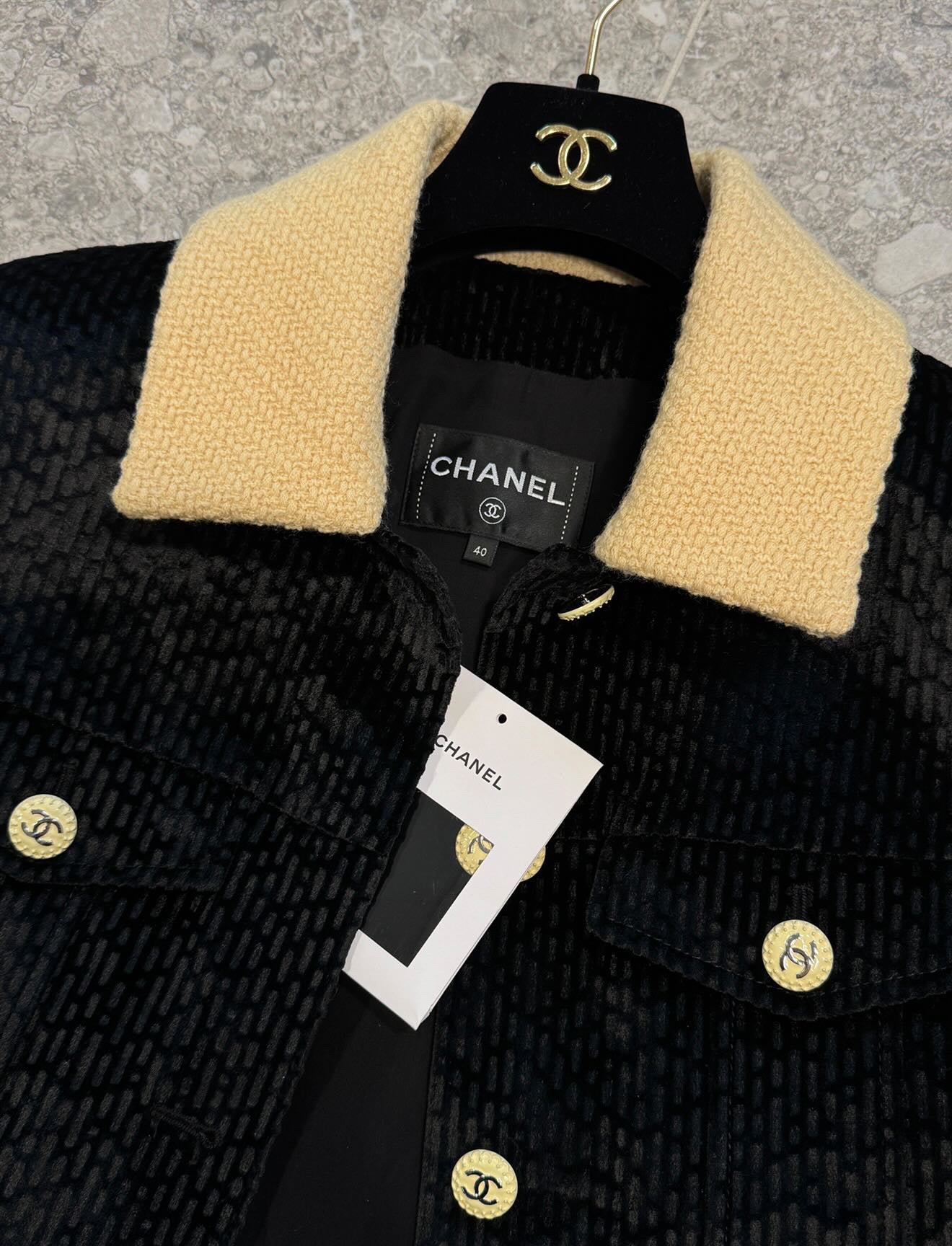 Chanel 22B Black & Yellow velvet jacket 40FR