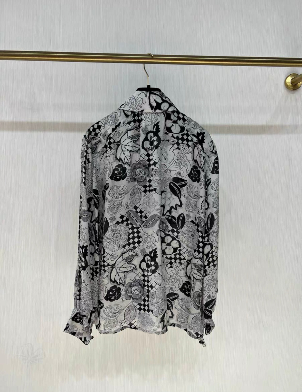 chanel black & white camellia shirt size 36