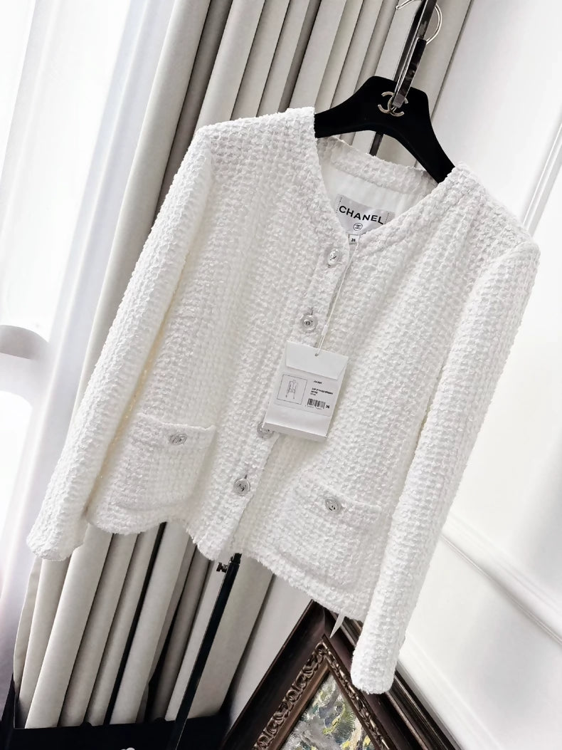 Chanel 23P White cardigan