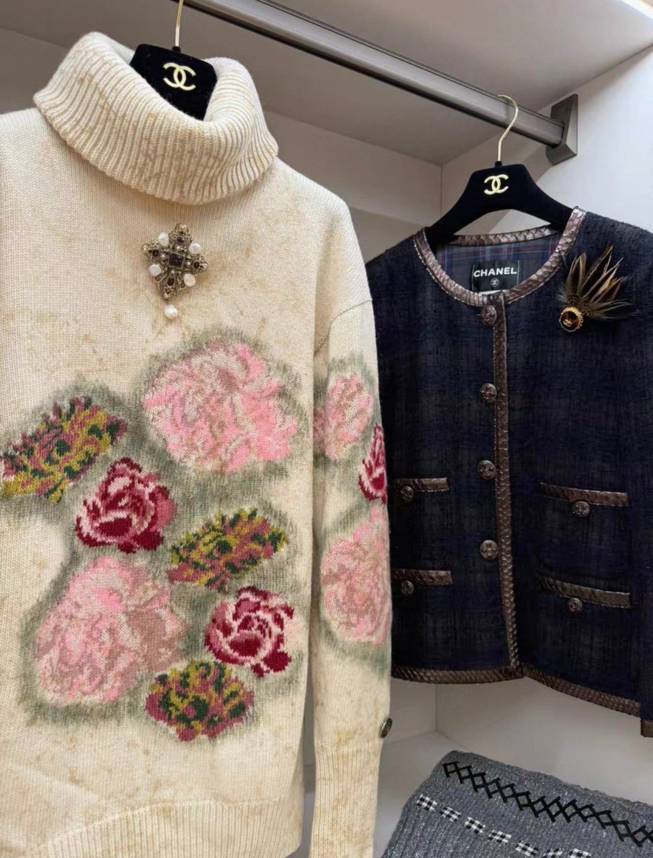 Chanel 13A ecru wool turtleneck sweater