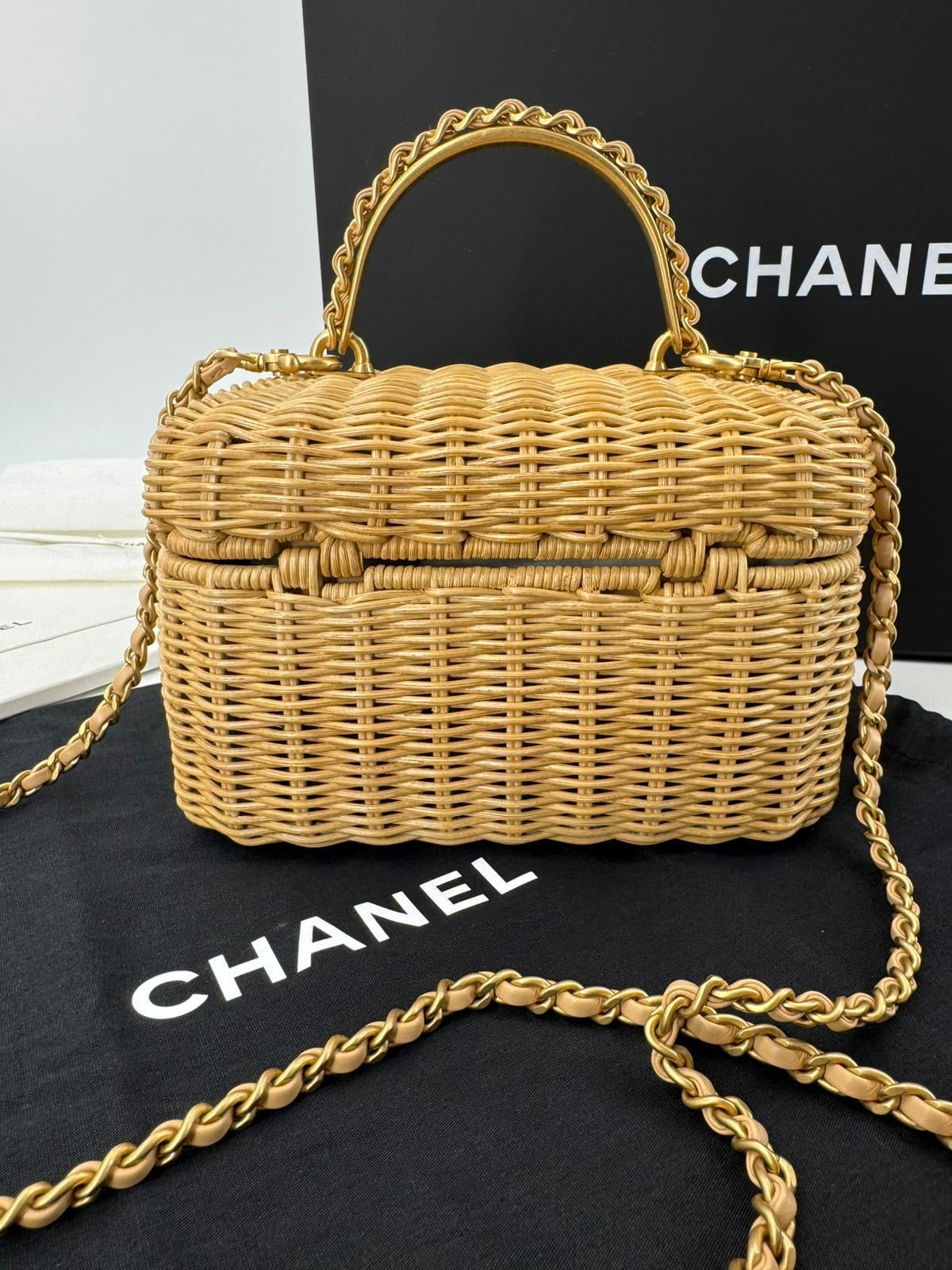 Chanel Cruise 2025/26 Vanity Case
