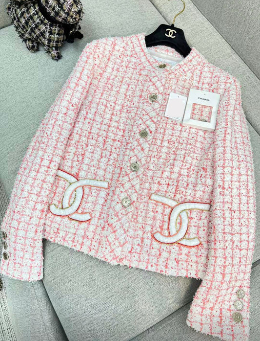 Chanel 24p pink tweed jacket with sequin CC logo pockets size 36