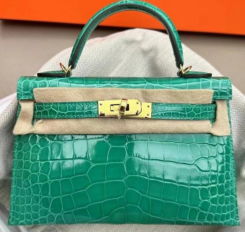 Hermes Mini Kelly 20 Vert Jade Shiny Alligator Gold hardware