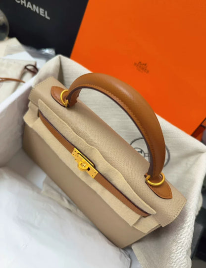 Hermès Special Order (HSS) Kelly Sellier 25 Trench and Gold Epsom Brushed Gold Hardware
