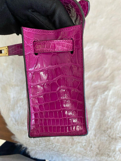 HERMÈS MINI KELLY POCHETTE ROSE SCHEHERAZADE SHINY ALLIGATOR GOLD HARDWARE