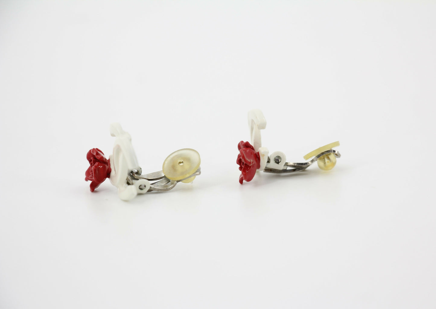 Chanel Vintage 04P Resin Red Flower Clip On Earrings