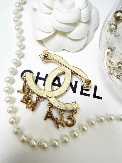Chanel 20B double C pearl logo brooch