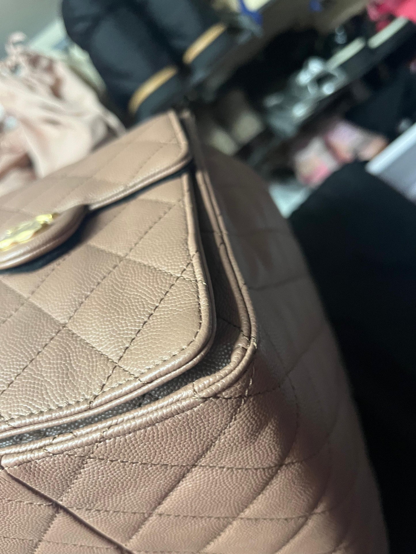 Chanel 25 Hobo bag Medium brown leather gold hardware